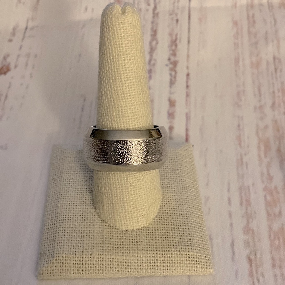 Men’s Ring